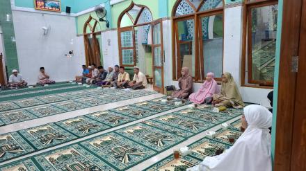 SAFARI TARAWIH DI MASJID BAITUL MUTAQIN PAYAMAN SELATAN